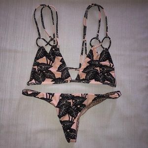 ✨TRADED✨Black elephant set